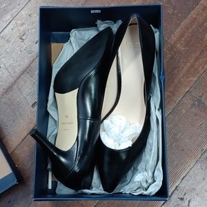 COLE HAAN JULIANA PUMPS Heels